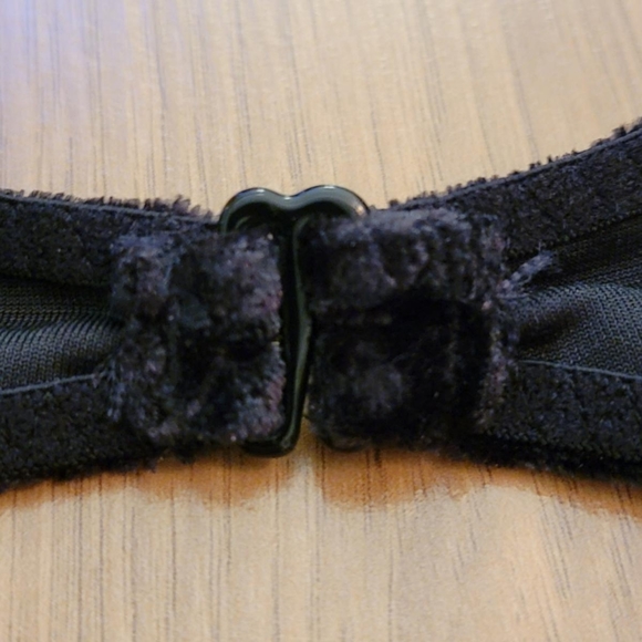 Victoria's Secret Long Sleeve Thong Bodysuit - Picture 2 of 6